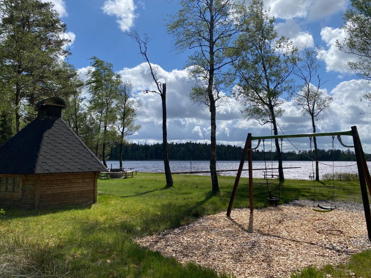 Villa Skog Fegen Naera Ullared Extérieur photo